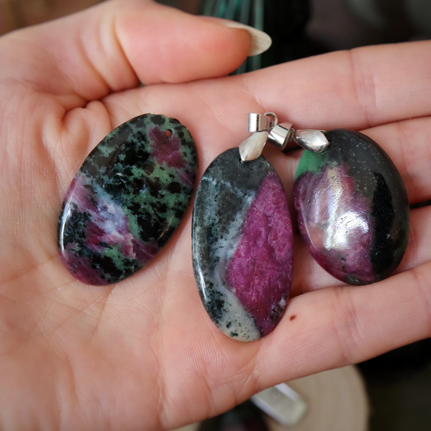 Pendentif Rubis zoïsite