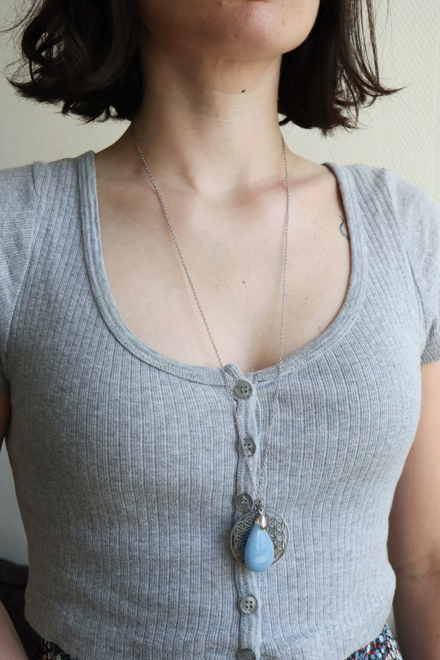 Talisman d’apaisement ☽ Angélite & fleur de vie