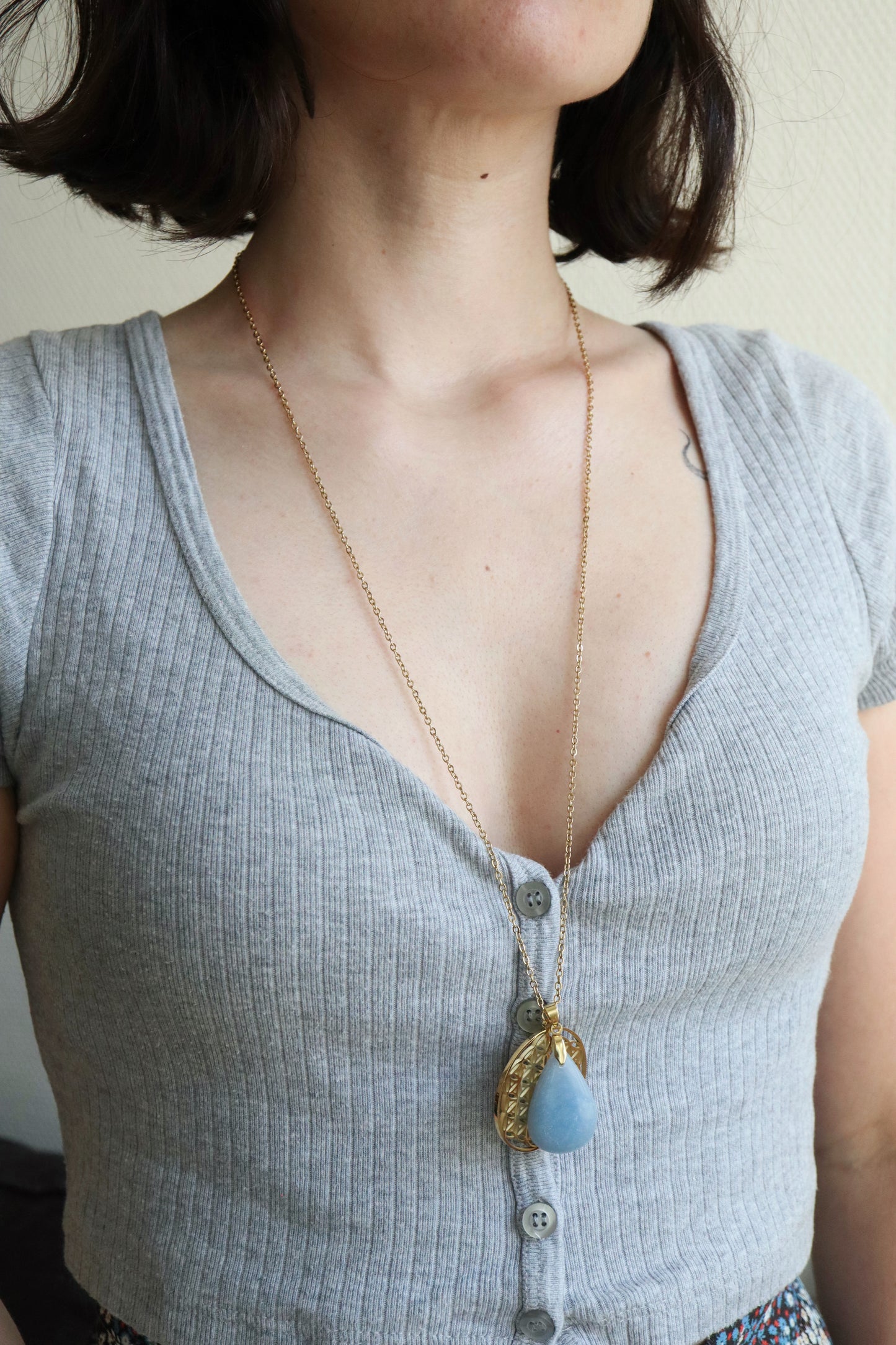 Talisman d’apaisement ☽ Angélite & fleur de vie