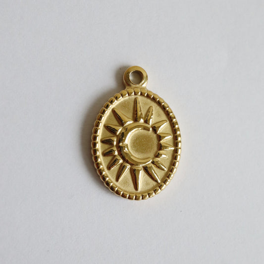 Mix & match ☽ Médaille relief