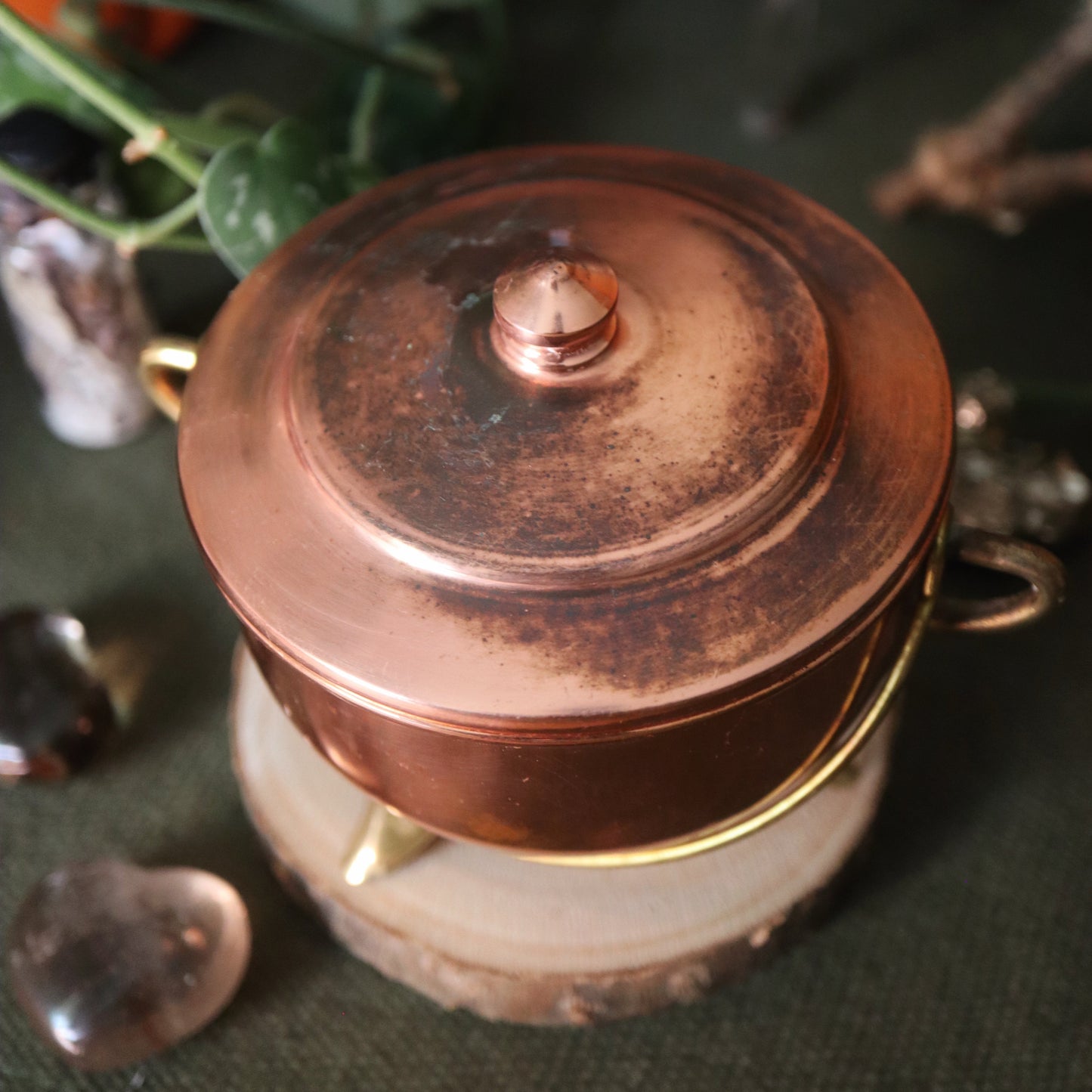 Chaudrons et encensoirs