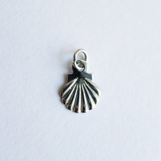 Mix & match ☽ Breloque mini coquillage