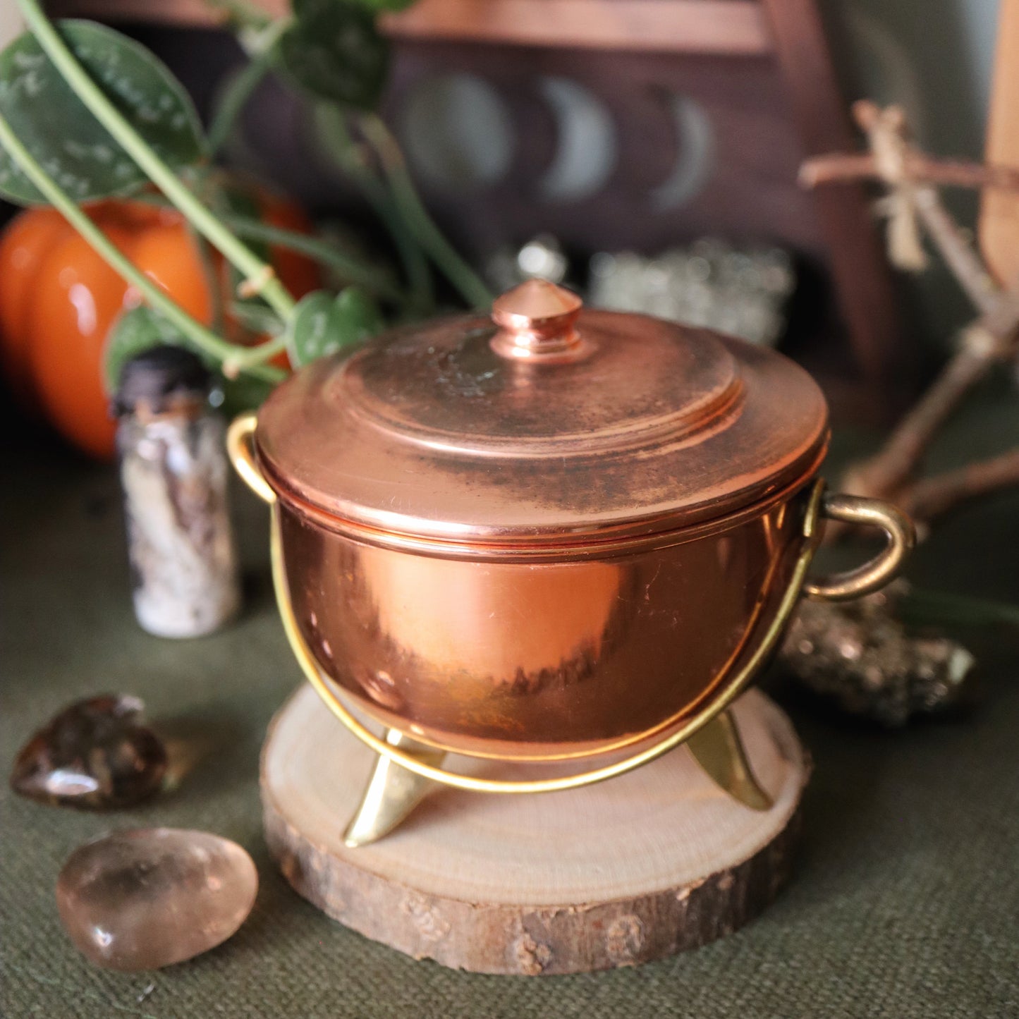 Chaudrons et encensoirs