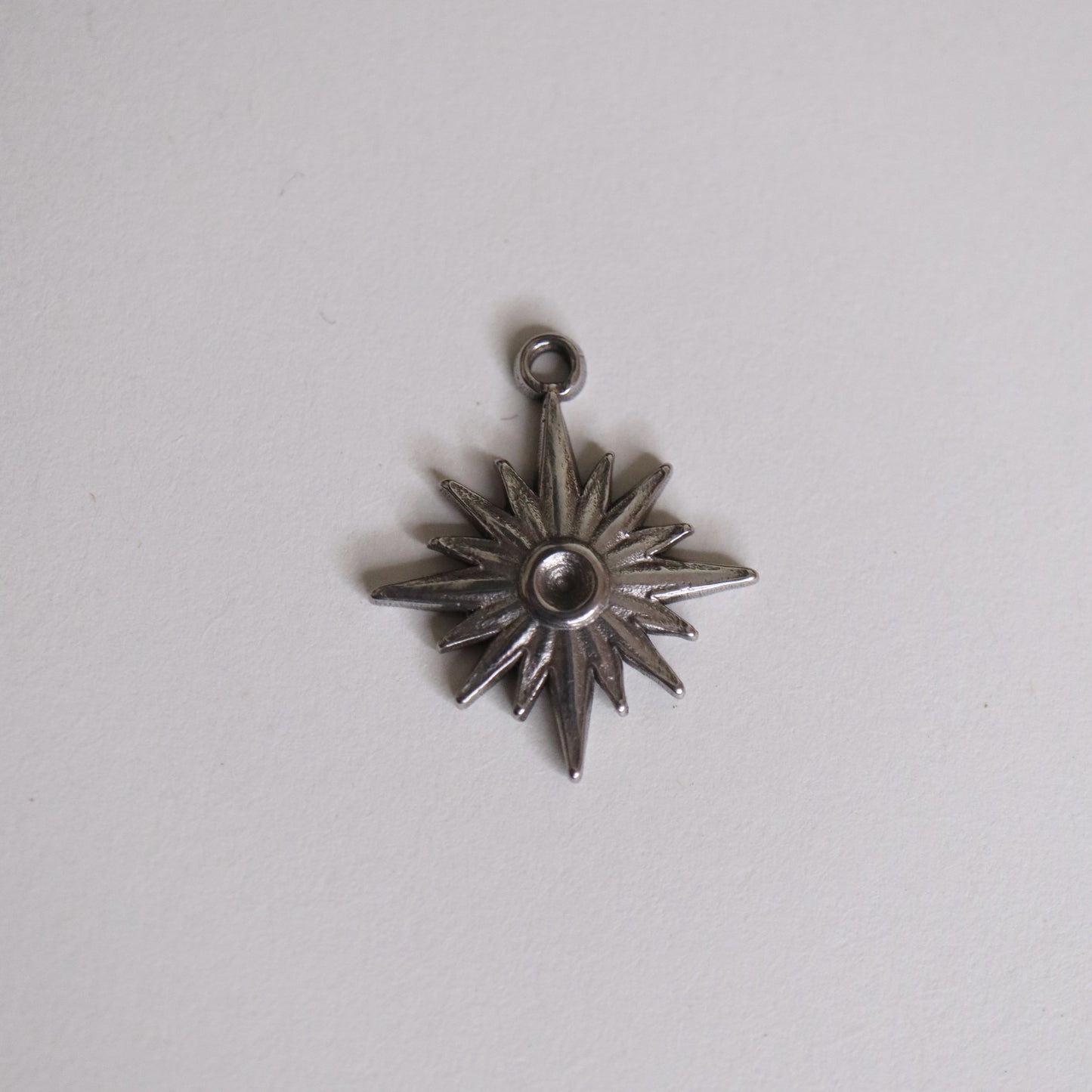 Breloque soleil étoile