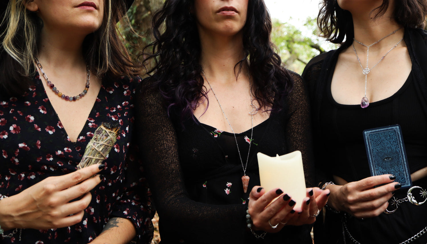 Atelier Les Trois Sorcières en forêt