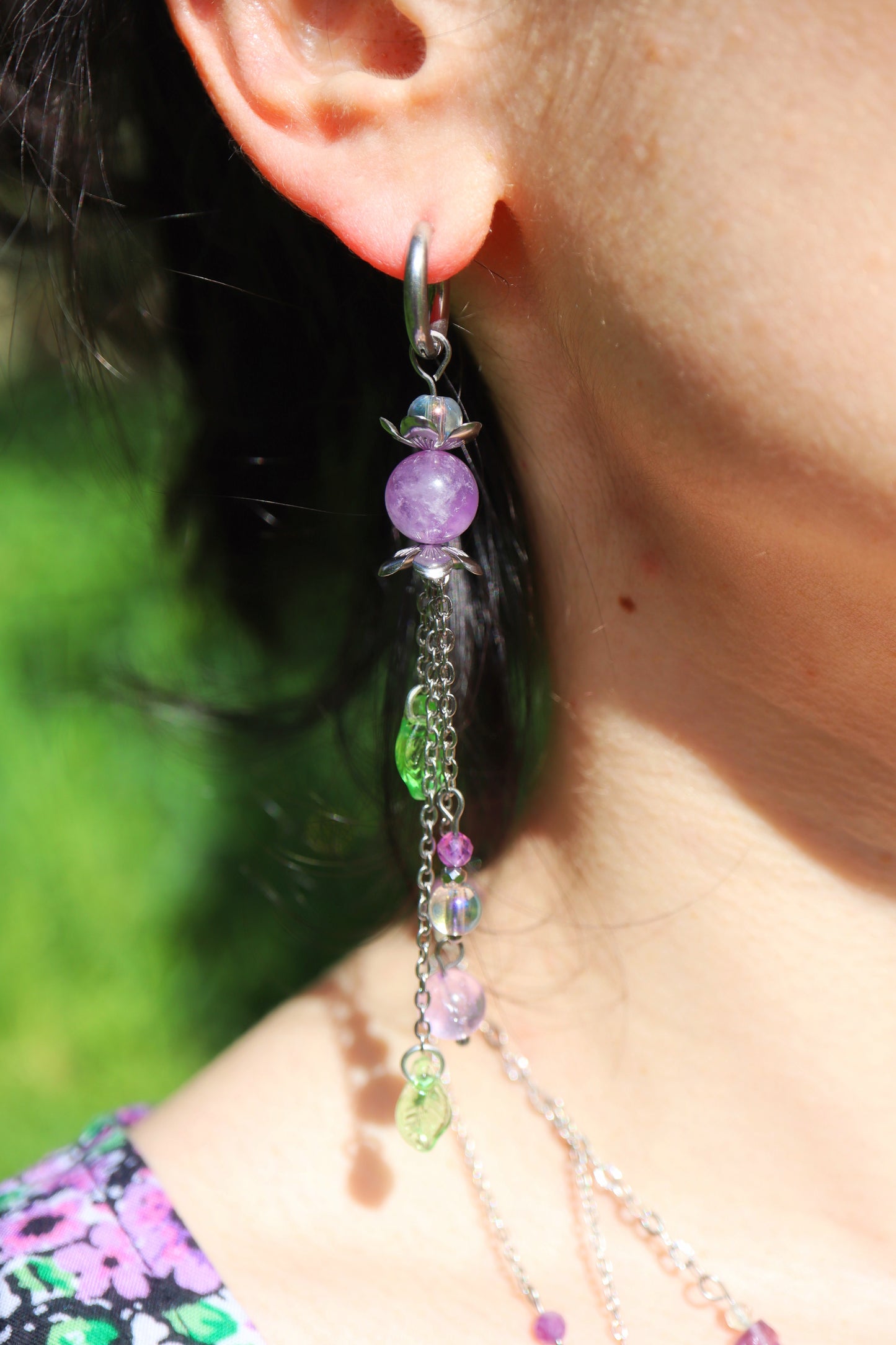 Mono boucle pendante améthyste et quartz aura